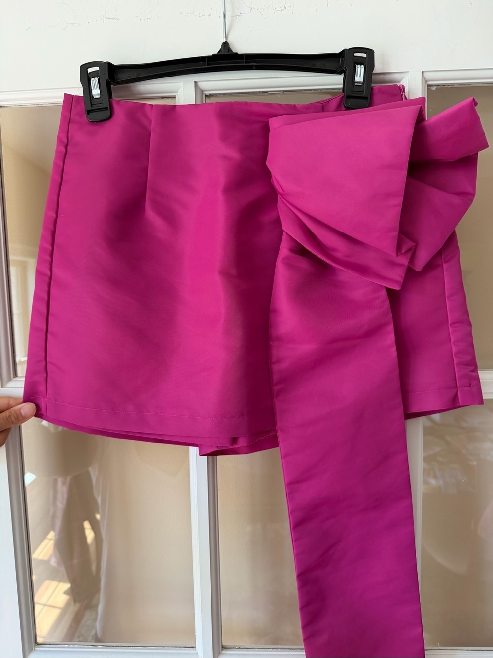 Avec Les Filles Anthropologie Asymmetrical Skort Satin Bow Size 8 Magenta NEW - Picture 2 of 7